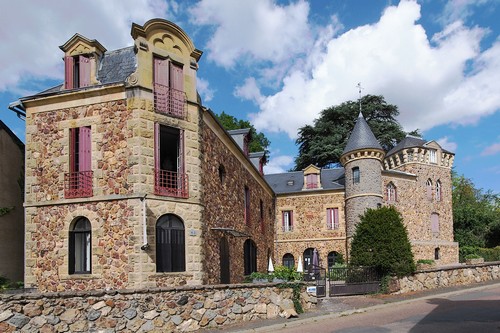 Photo extérieur château à vendre à Saint-Honoré-les-Bains